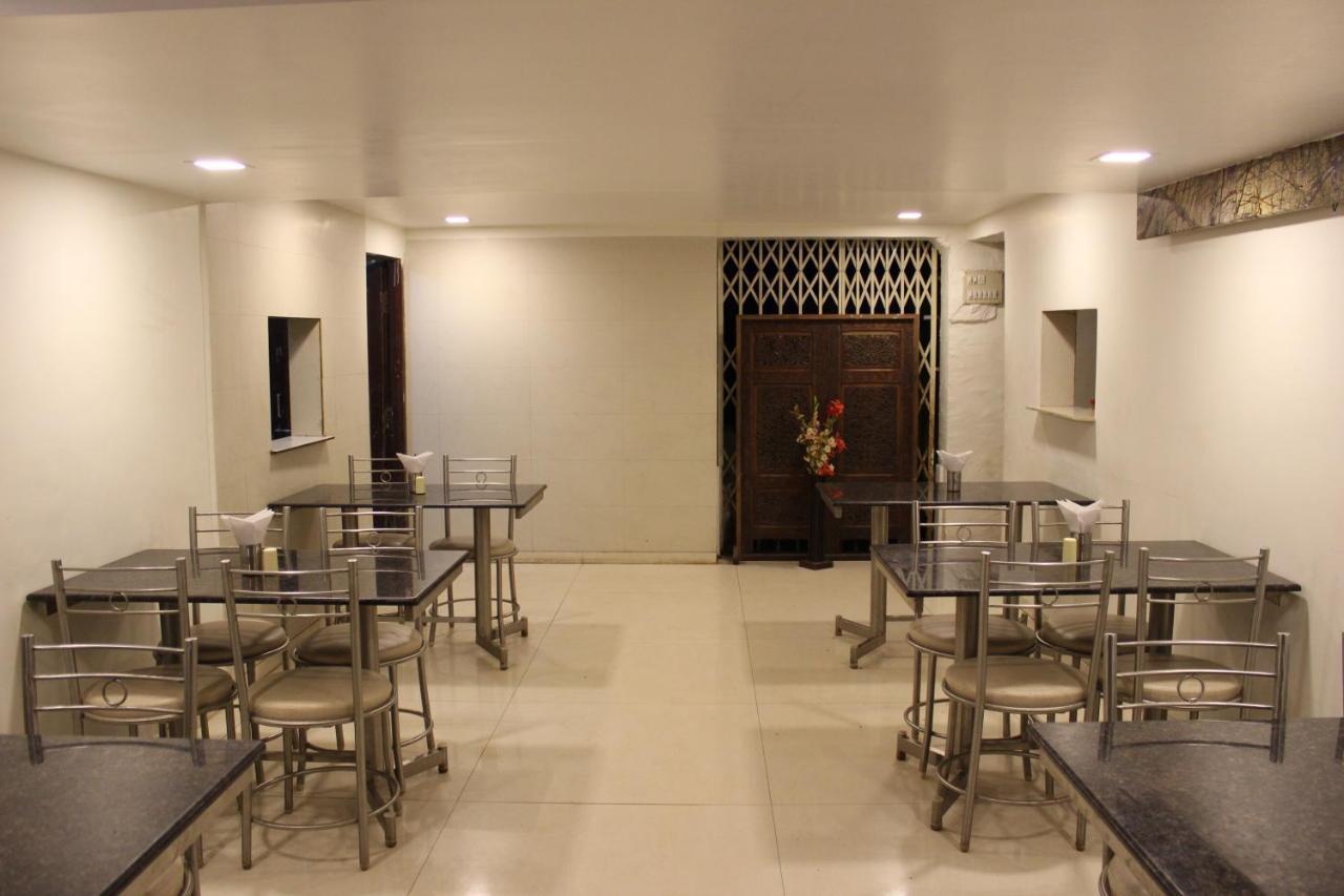Hotel Rama Executive Mahabaleshwar Bagian luar foto
