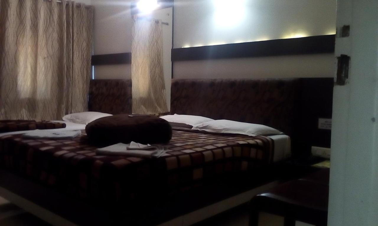 Hotel Rama Executive Mahabaleshwar Bagian luar foto