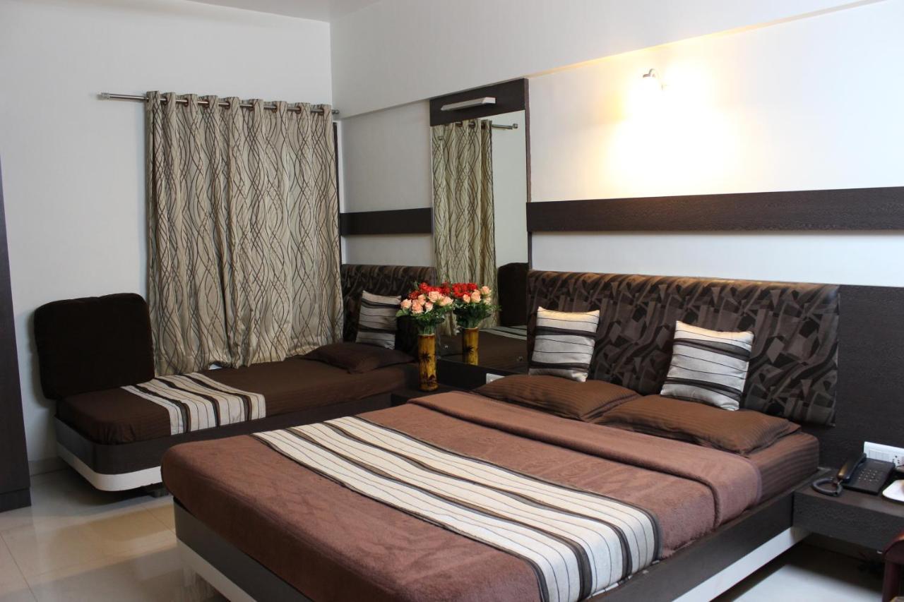 Hotel Rama Executive Mahabaleshwar Bagian luar foto